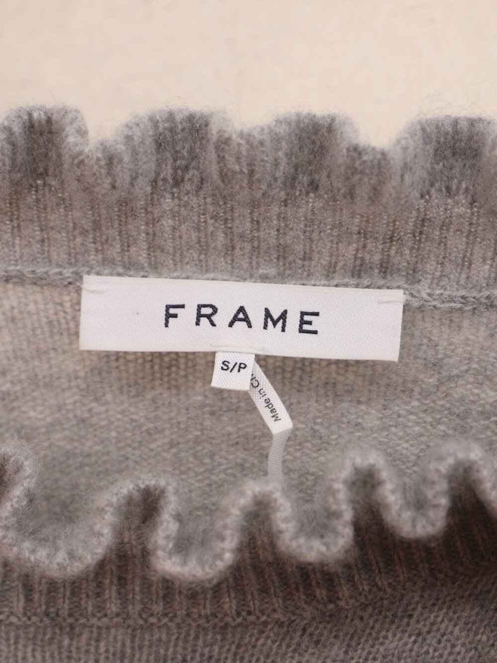 FRAME 100% Cashmere Josefine Ruffleneck Fitted Sweater Gray Heather Size S - Picture 5 of 6